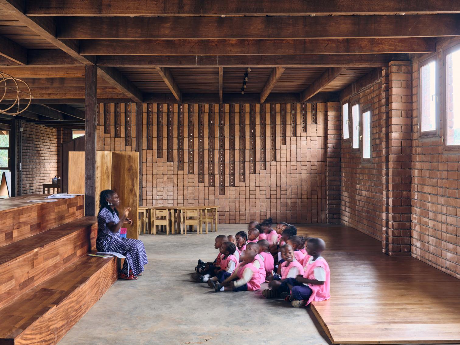African Flow kindergarten in Soa
