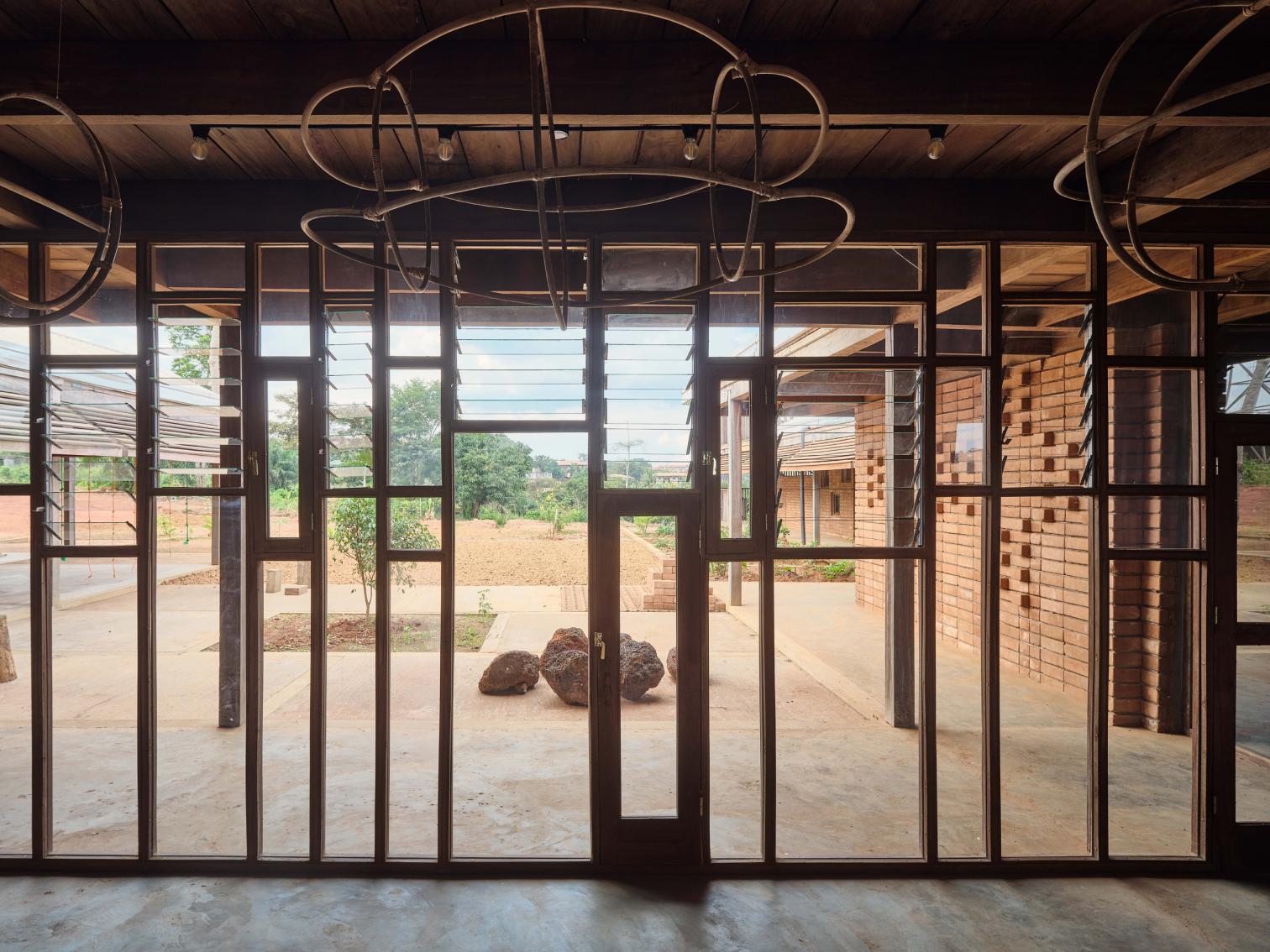 African Flow kindergarten in Soa