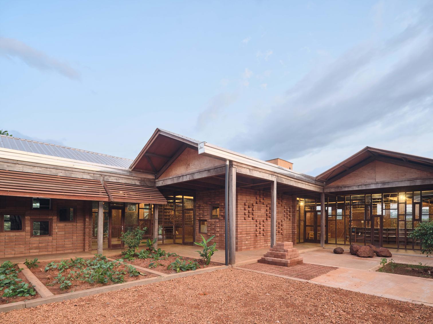 African Flow kindergarten in Soa