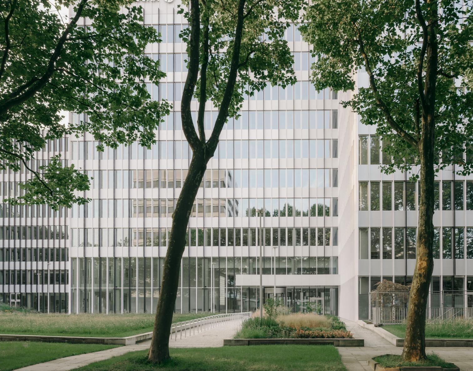 Office building on Kaptstadtring 5 in Hamburg