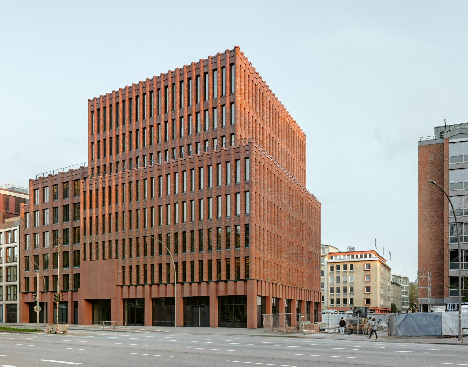 Willy-Brandt-Strasse, Hamburg