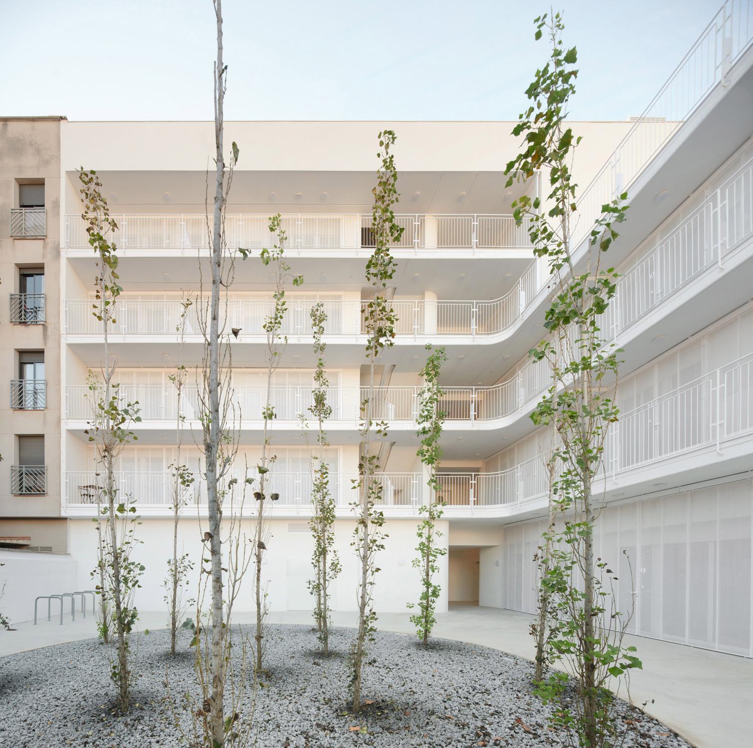 22 social-housing units in Viladecans (Barcelona)