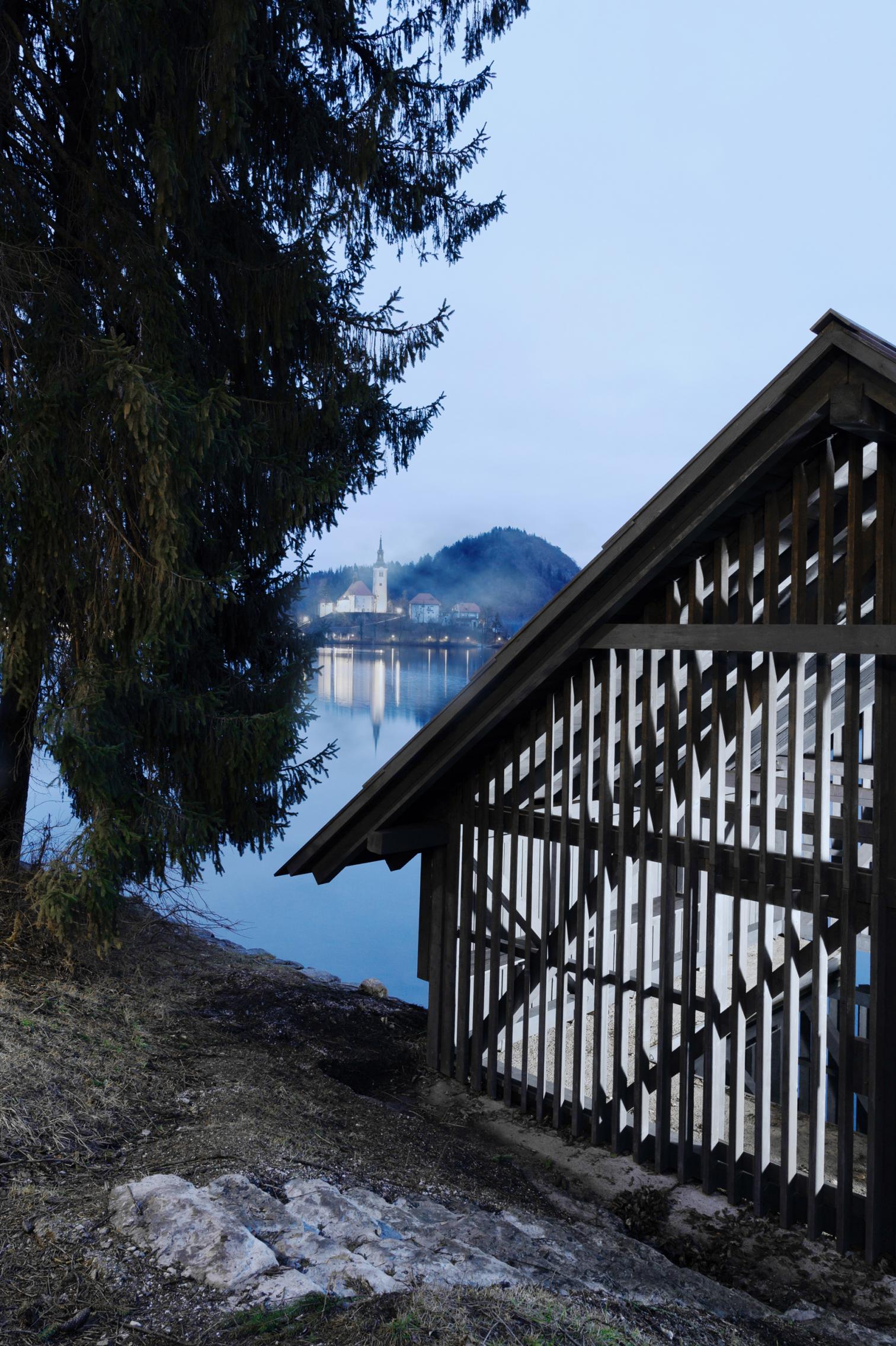 Cobertizo para embarcaciones Zaka en el lago Bled