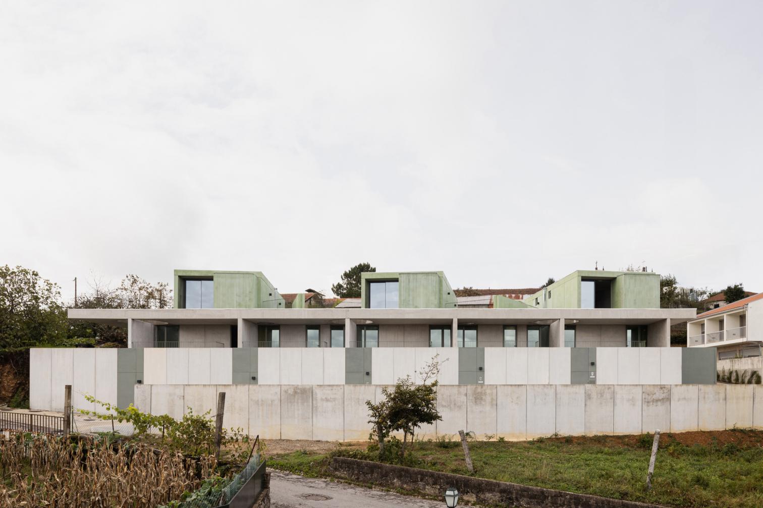 G-5 houses in Farrapa