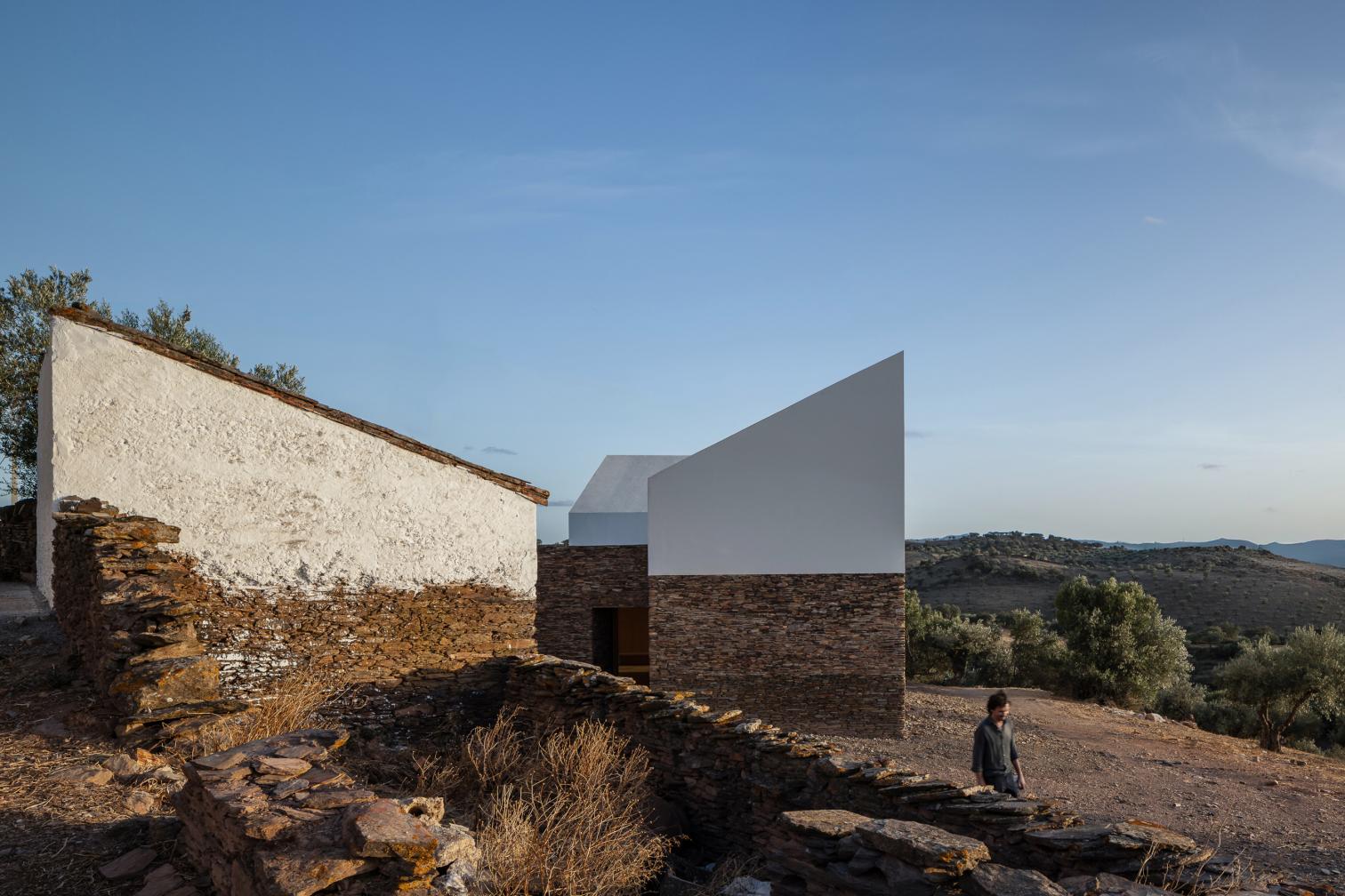 Funerary chapels in Barrancos