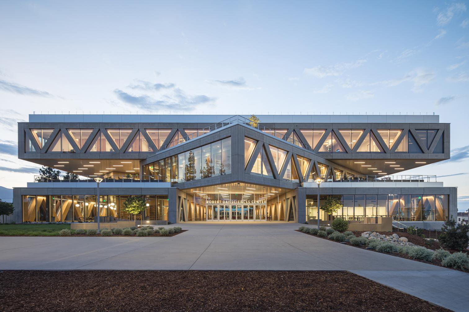 Robert Day Sciences Center in Claremont (California)