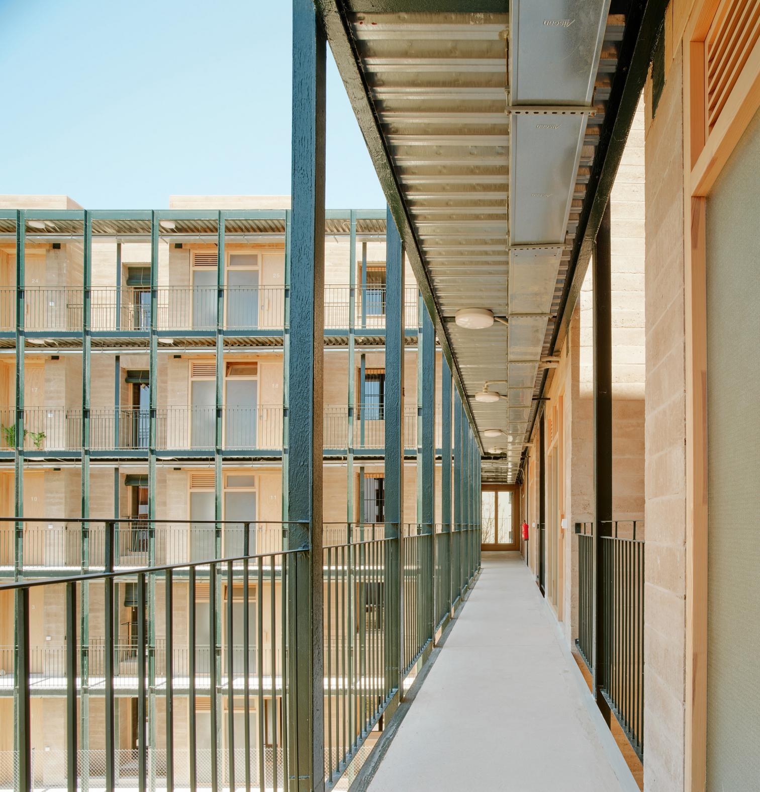 30+8 social housing units on Josep Togores in Palma de Mallorca