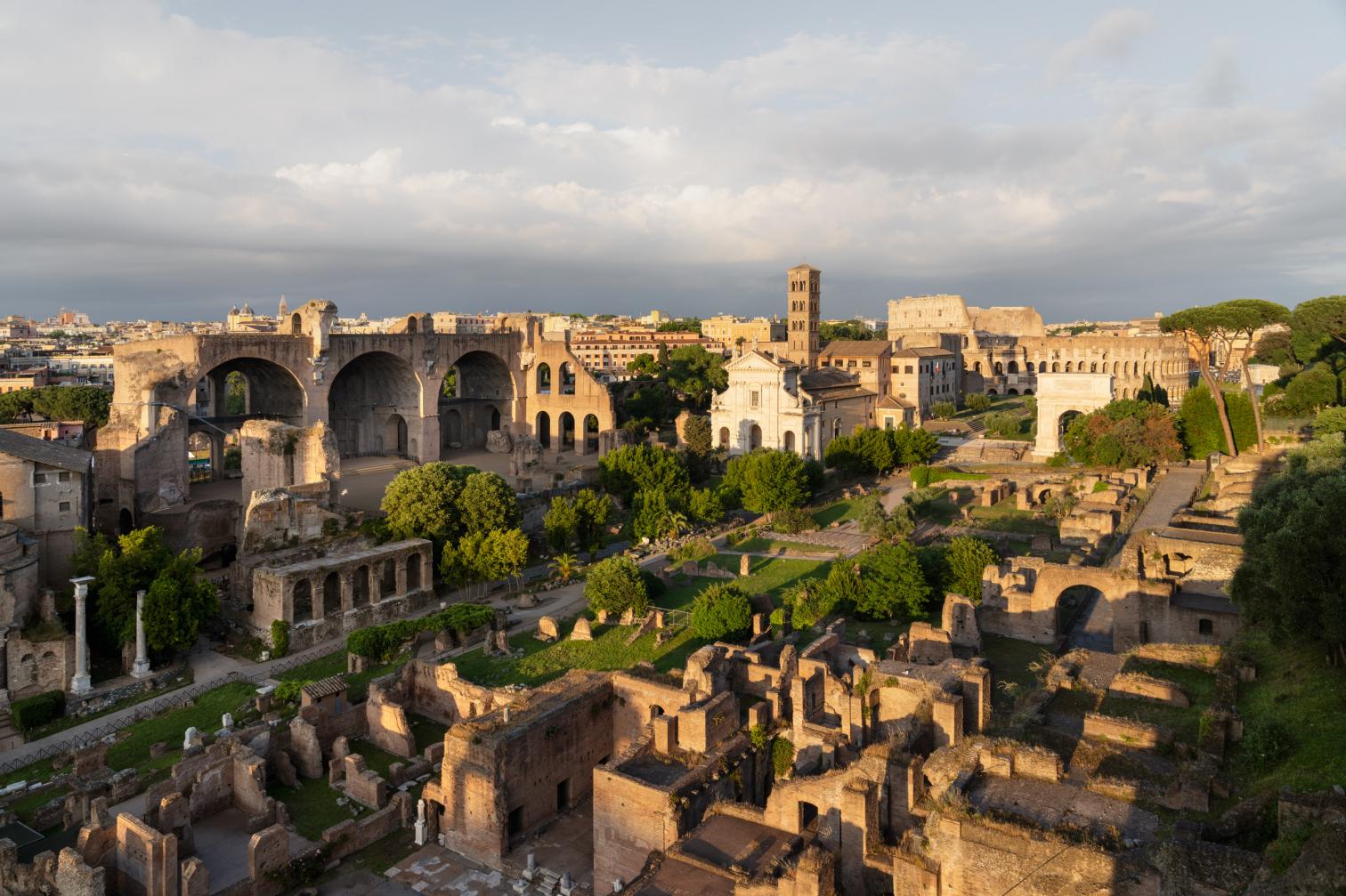 Reinvigoration of Basílica di Massenzio in Rome