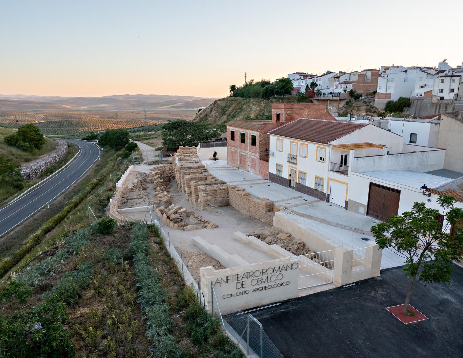 Recuperación del anfiteatro romano de Obulco en Porcuna (Jaén)