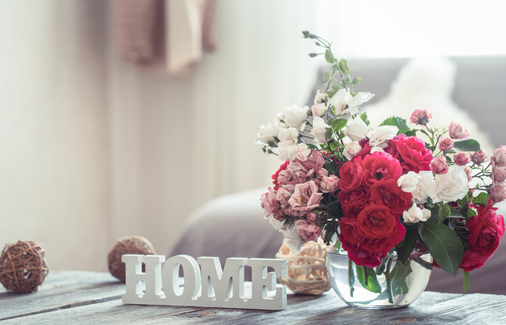 Transformar un espacio interior con flores. Imágenes: cortesía Interflora